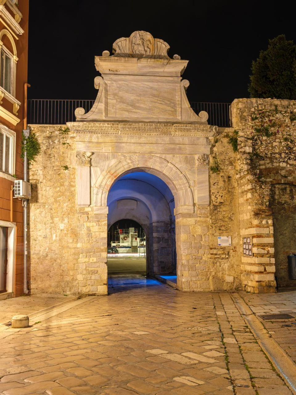 Luxury Rooms Volat Old Town زادار المظهر الخارجي الصورة
